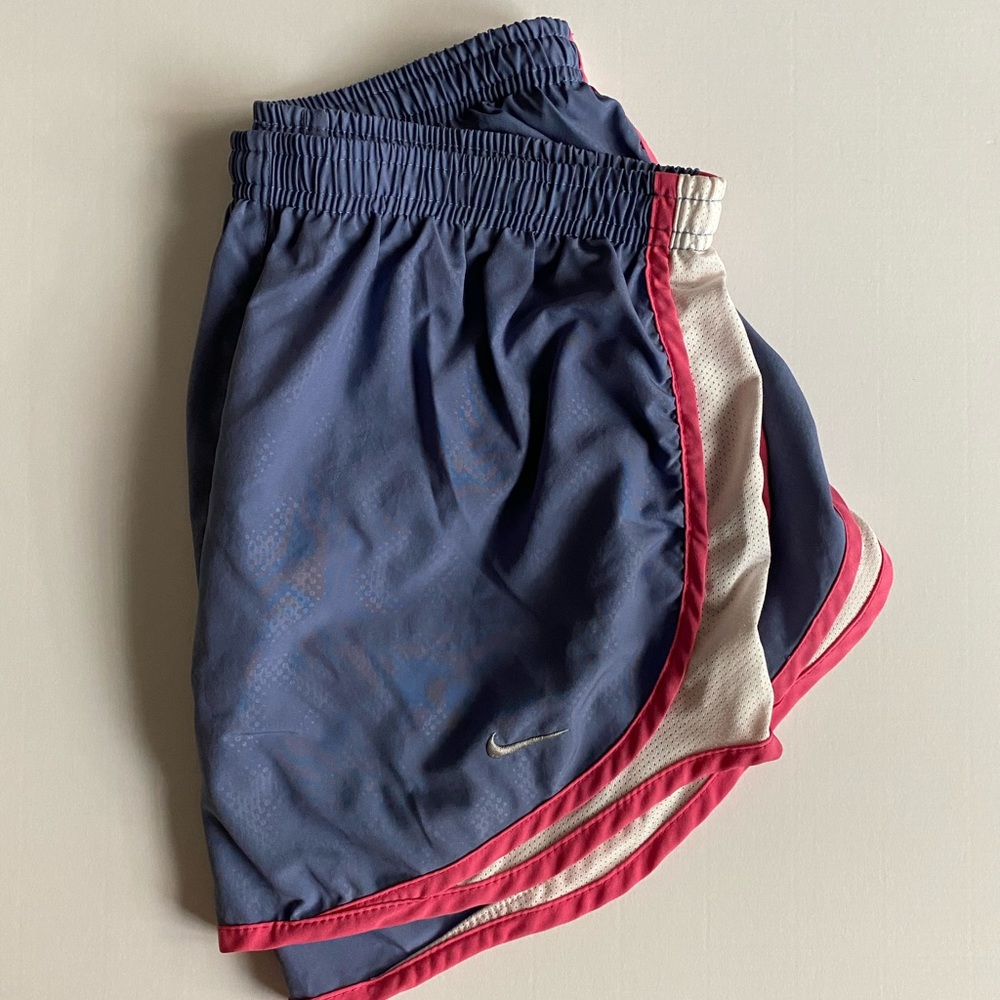 Nike • Dri-Fit Tempo Running Short • Size Small
